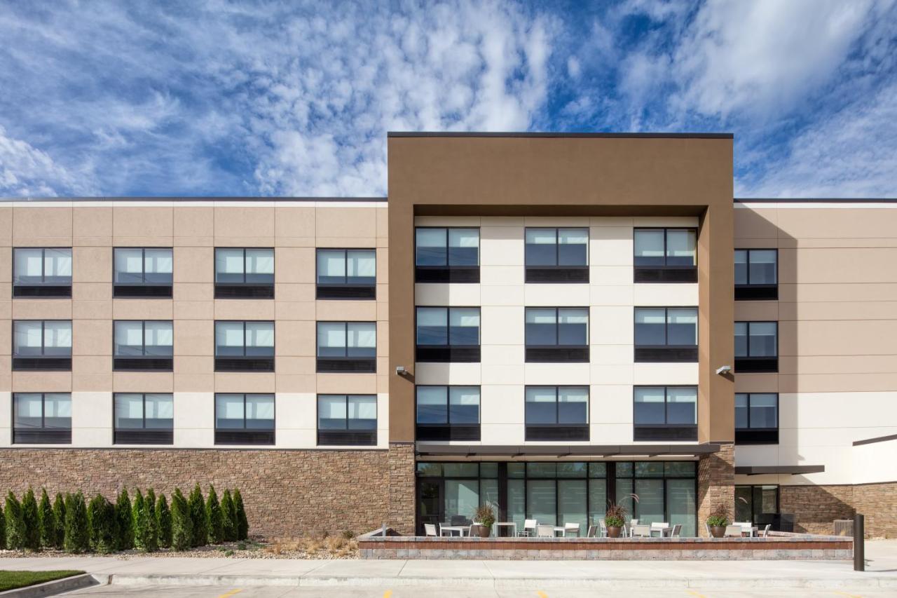 Holiday Inn Express East Peoria - Riverfront By Ihg Zewnętrze zdjęcie