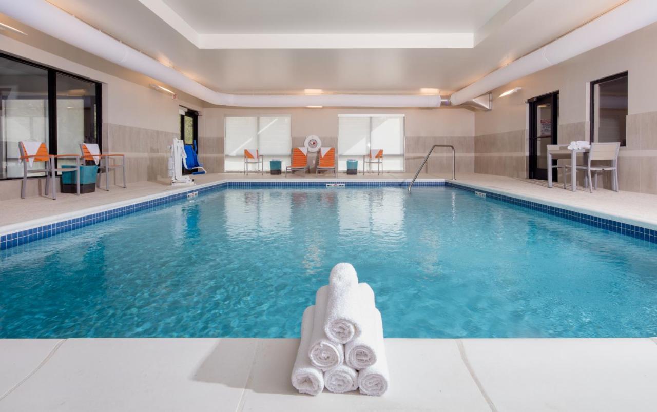 Holiday Inn Express East Peoria - Riverfront By Ihg Zewnętrze zdjęcie