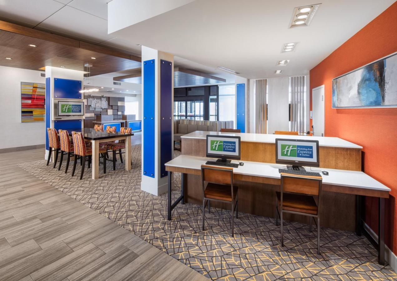 Holiday Inn Express East Peoria - Riverfront By Ihg Zewnętrze zdjęcie