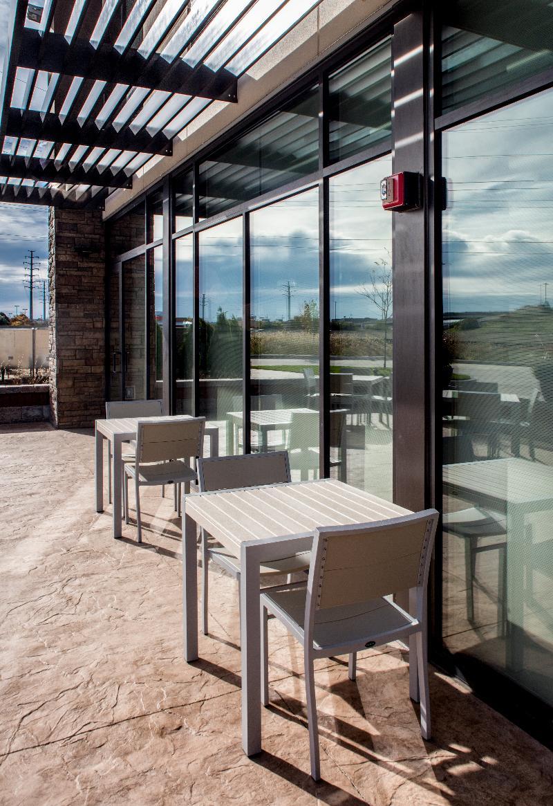 Holiday Inn Express East Peoria - Riverfront By Ihg Zewnętrze zdjęcie